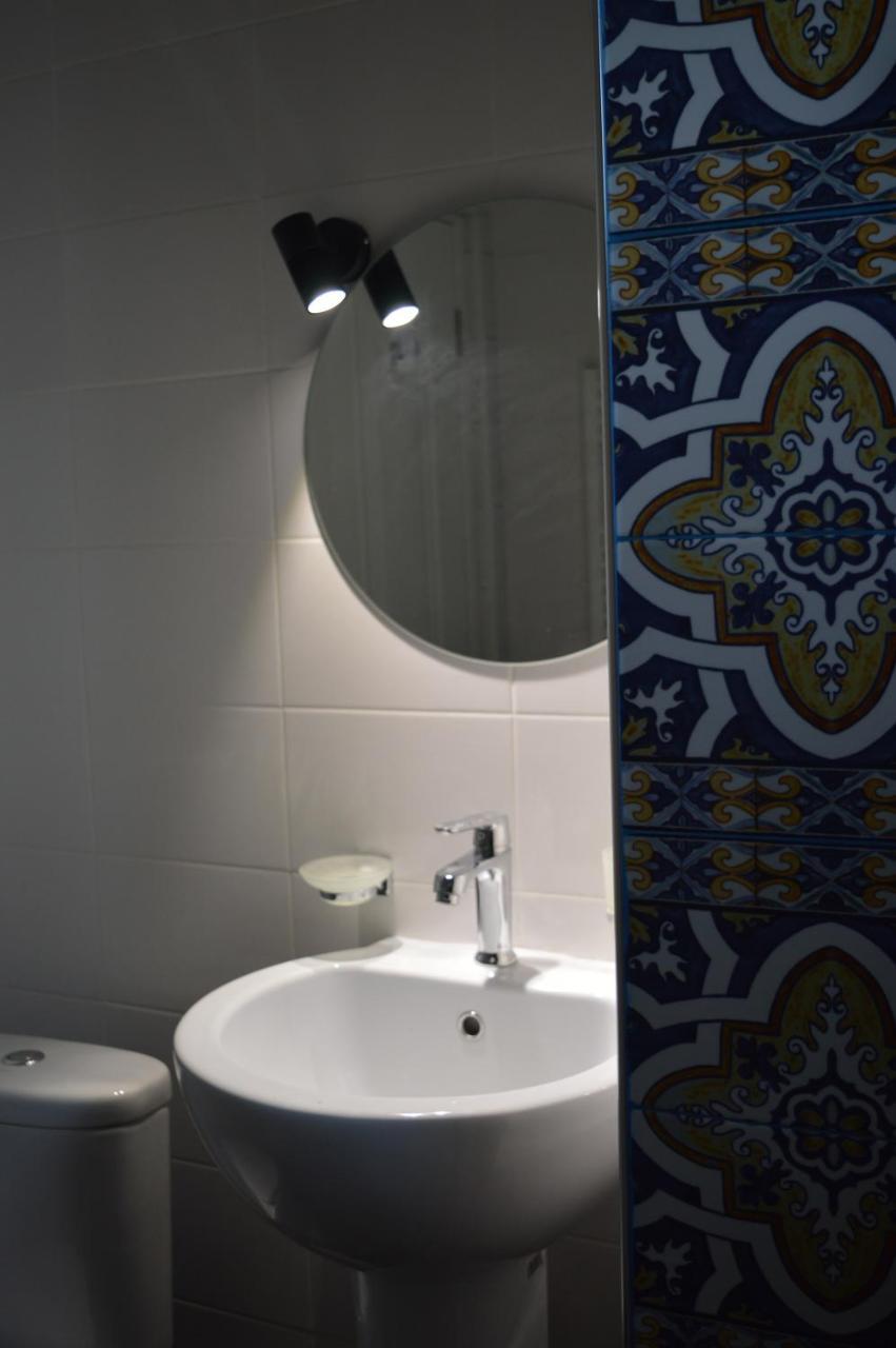 Woodmood Hostel Tbilisi Bagian luar foto