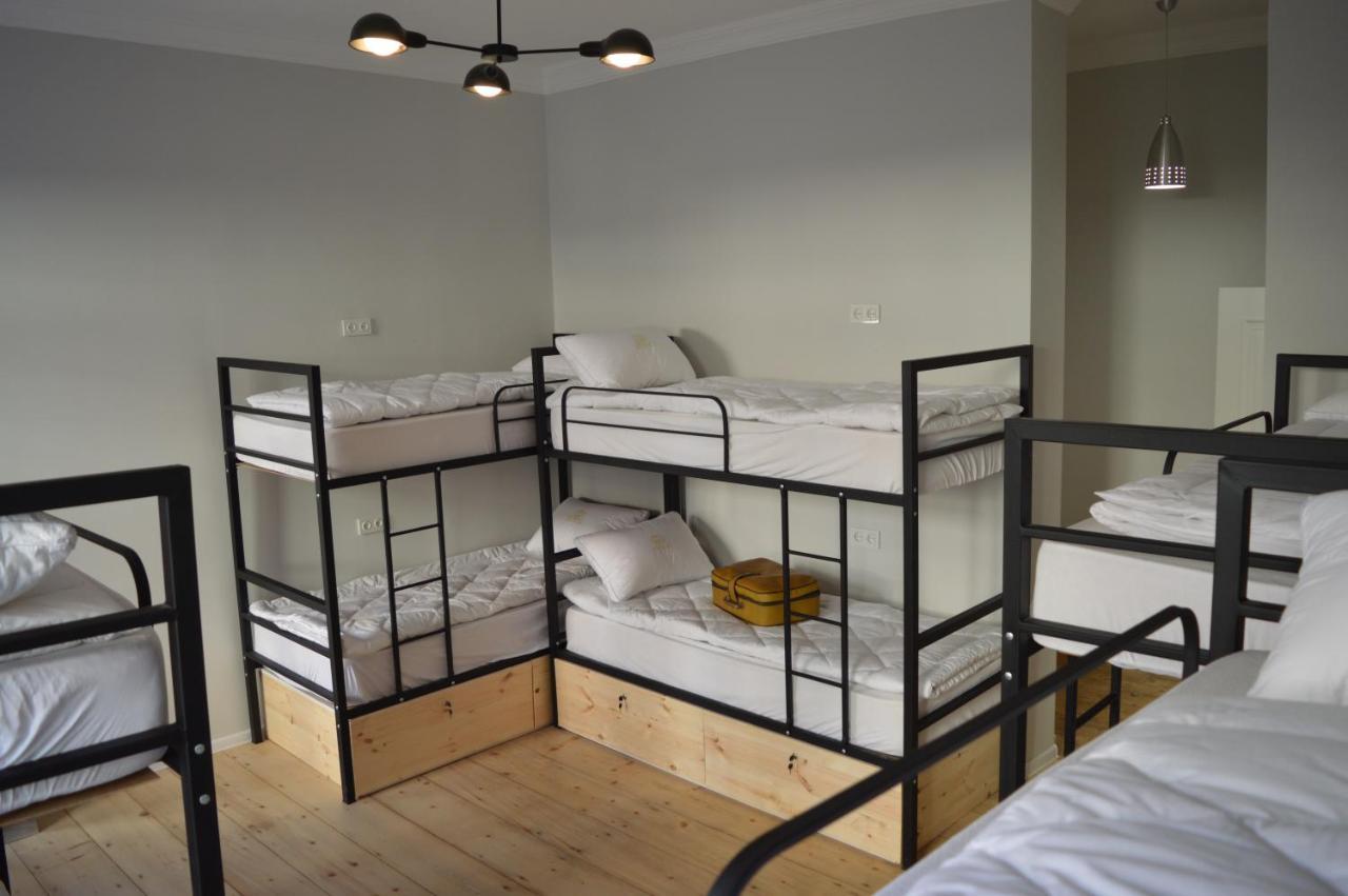 Woodmood Hostel Tbilisi Bagian luar foto
