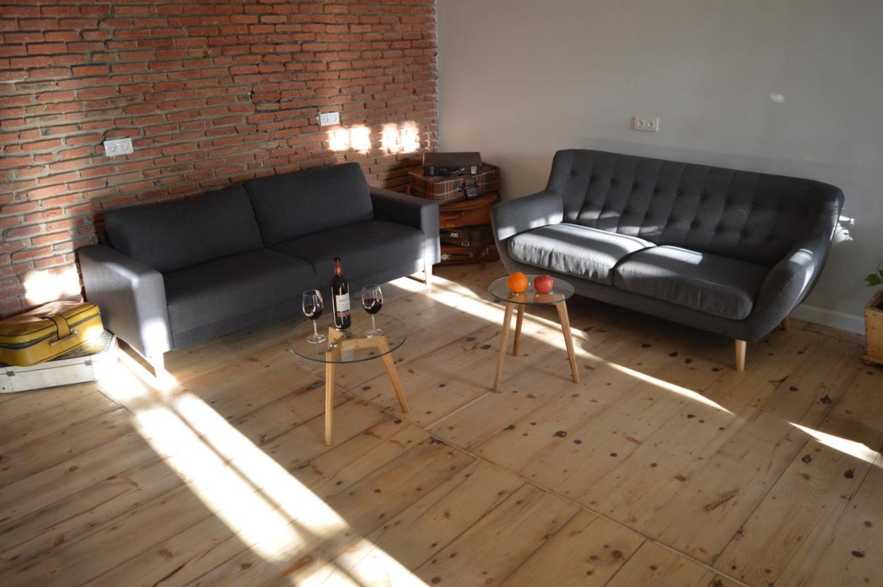 Woodmood Hostel Tbilisi Bagian luar foto
