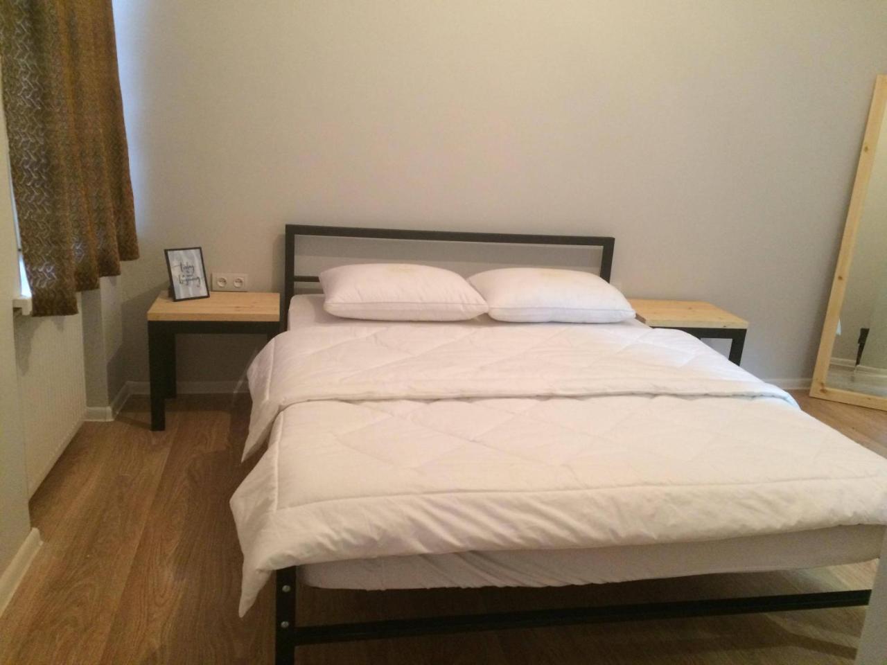 Woodmood Hostel Tbilisi Bagian luar foto